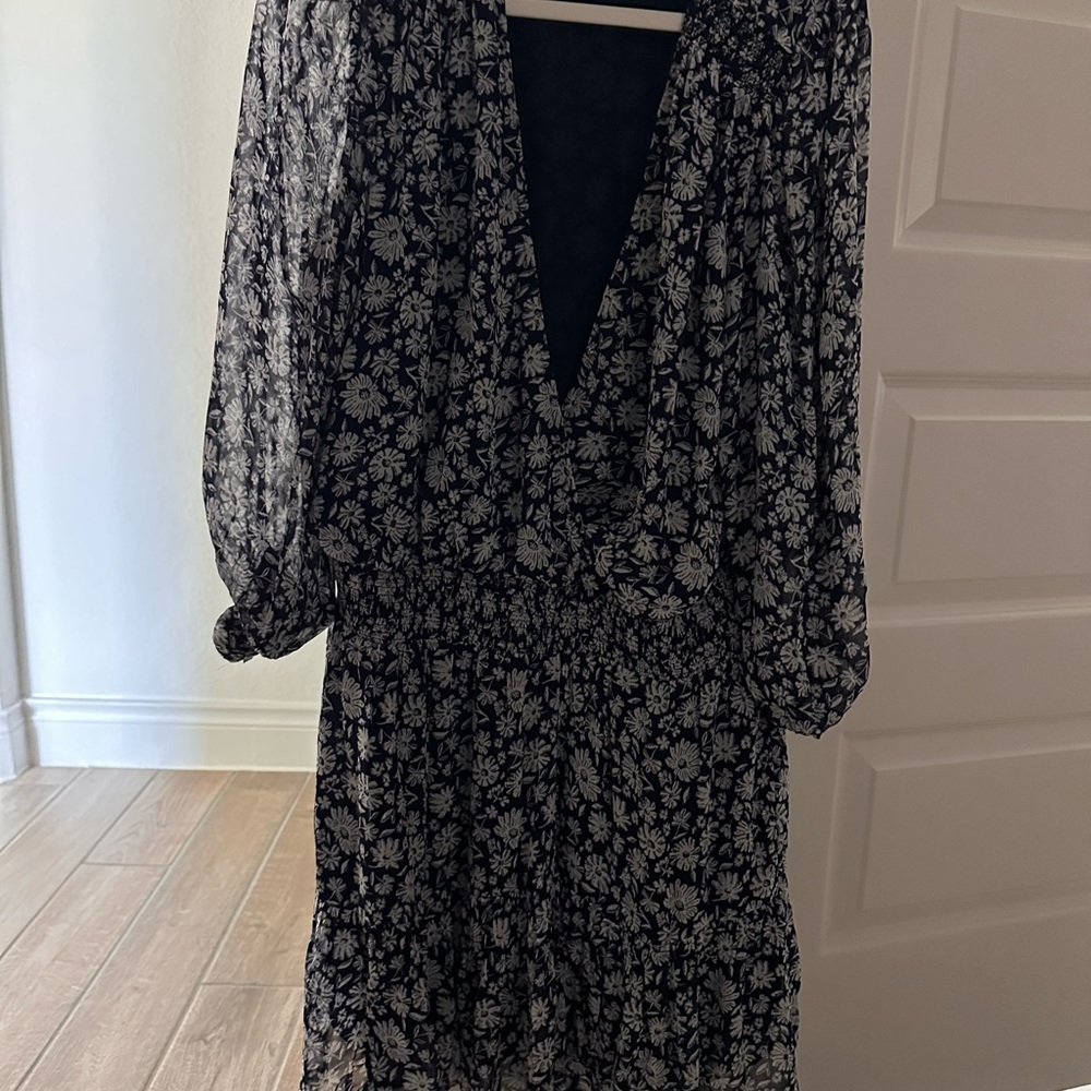 Vineyard Vines XL smocked waist dress